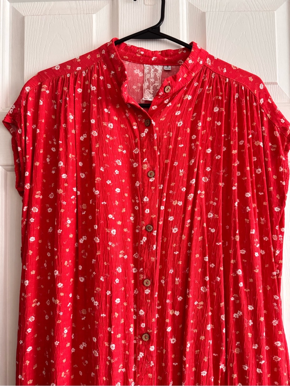 Sadie & Sage Red Floral Button-Front Maxi Nightgown with Pockets - Picture 3 of 7
